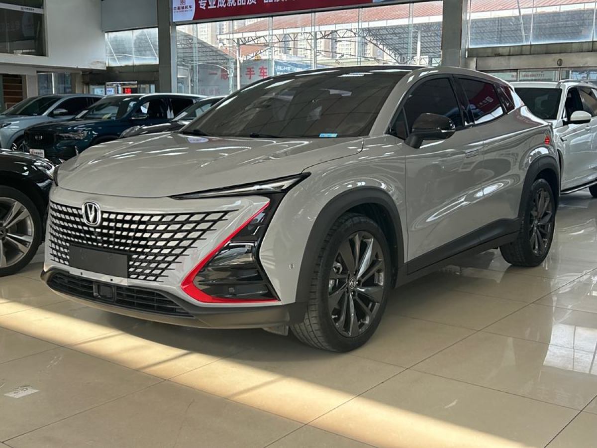 長(zhǎng)安 UNI-T  2020款 1.5T 旗艦型圖片