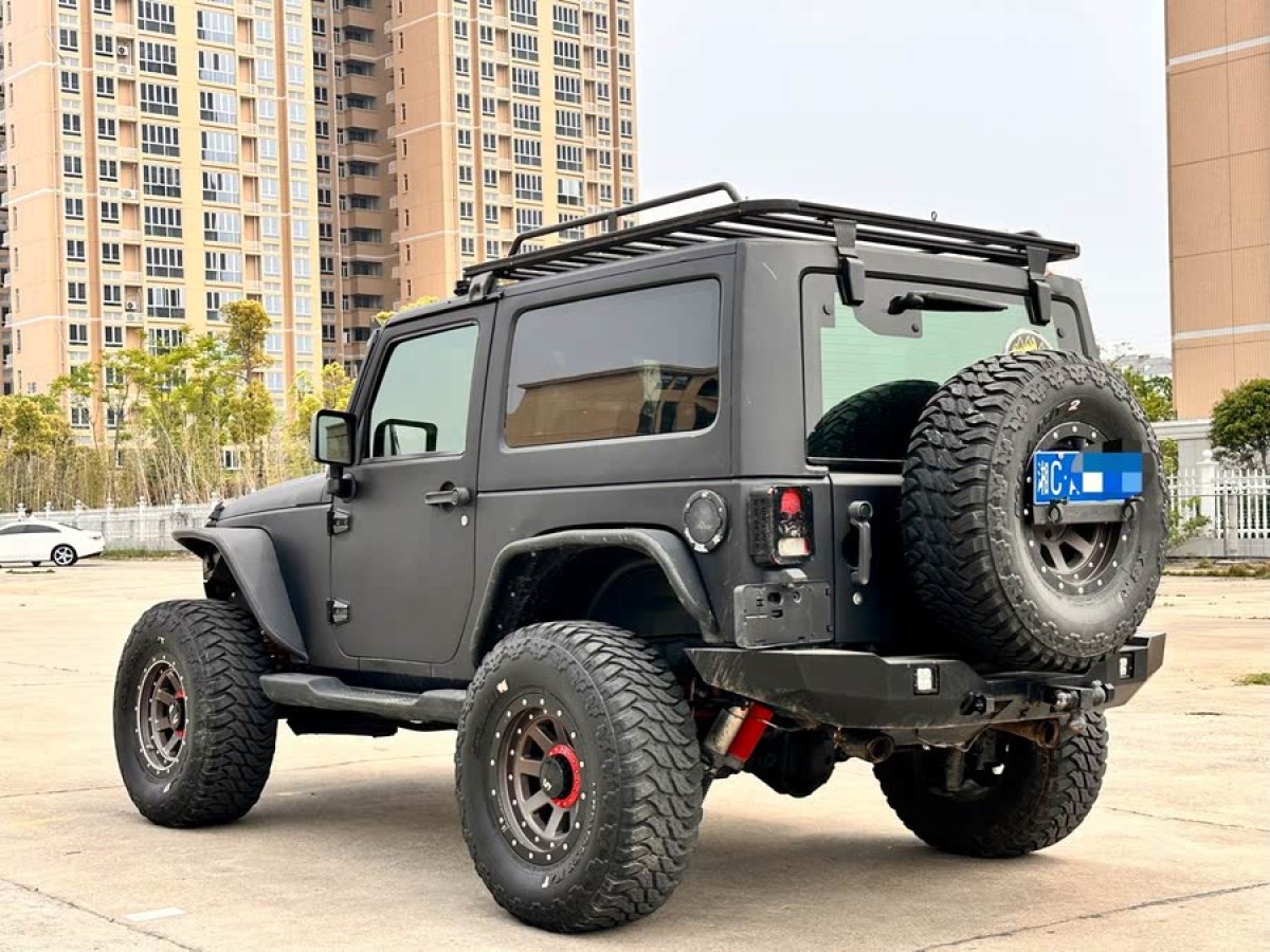 Jeep 牧馬人  2013款 3.6L Sahara 兩門版圖片