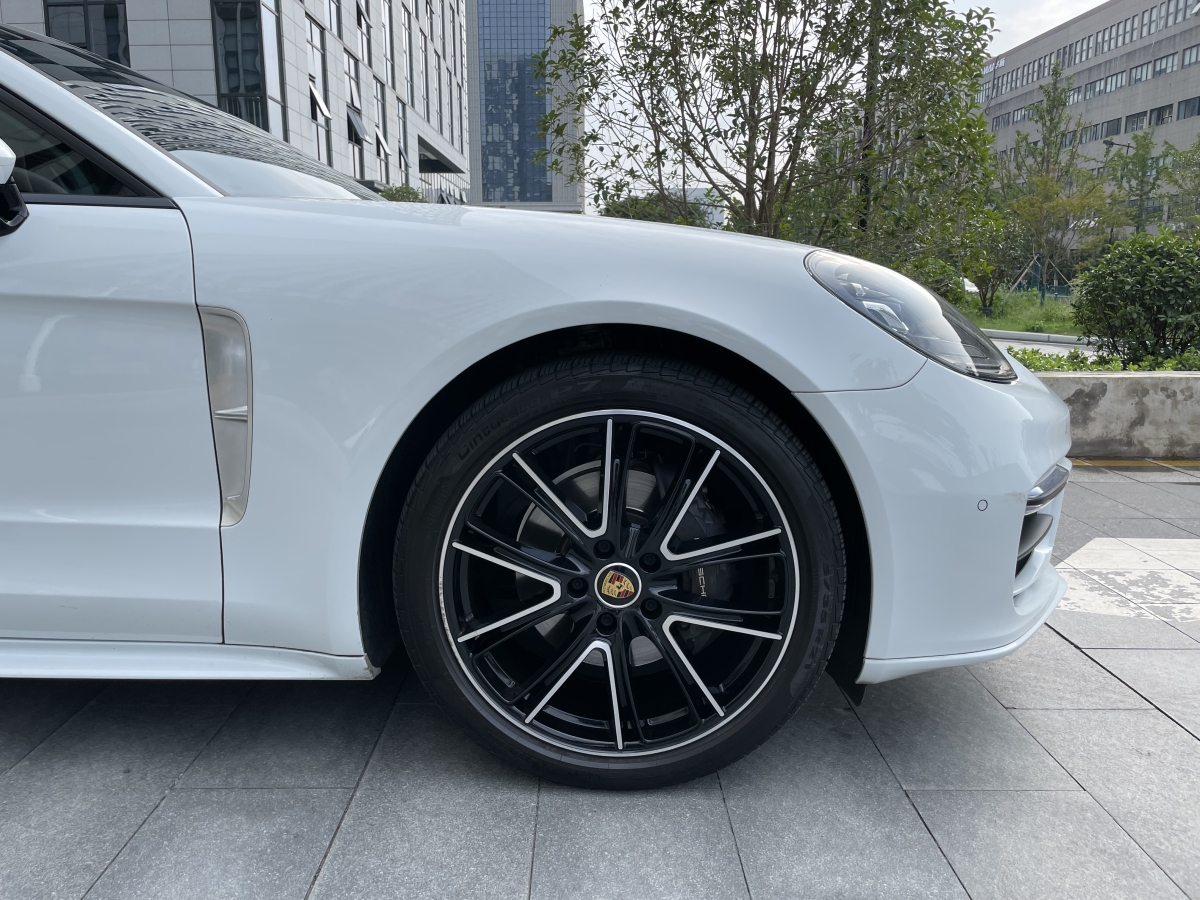 保时捷 Panamera  2022款 Panamera 4 行政加长版 2.9T图片