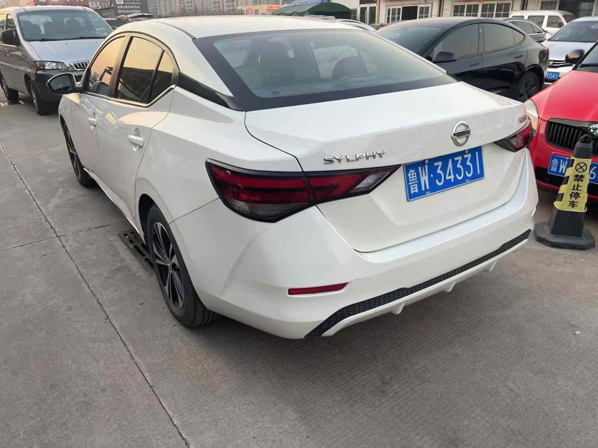 日產(chǎn) 軒逸  2021款 1.6L XL CVT暗夜版圖片