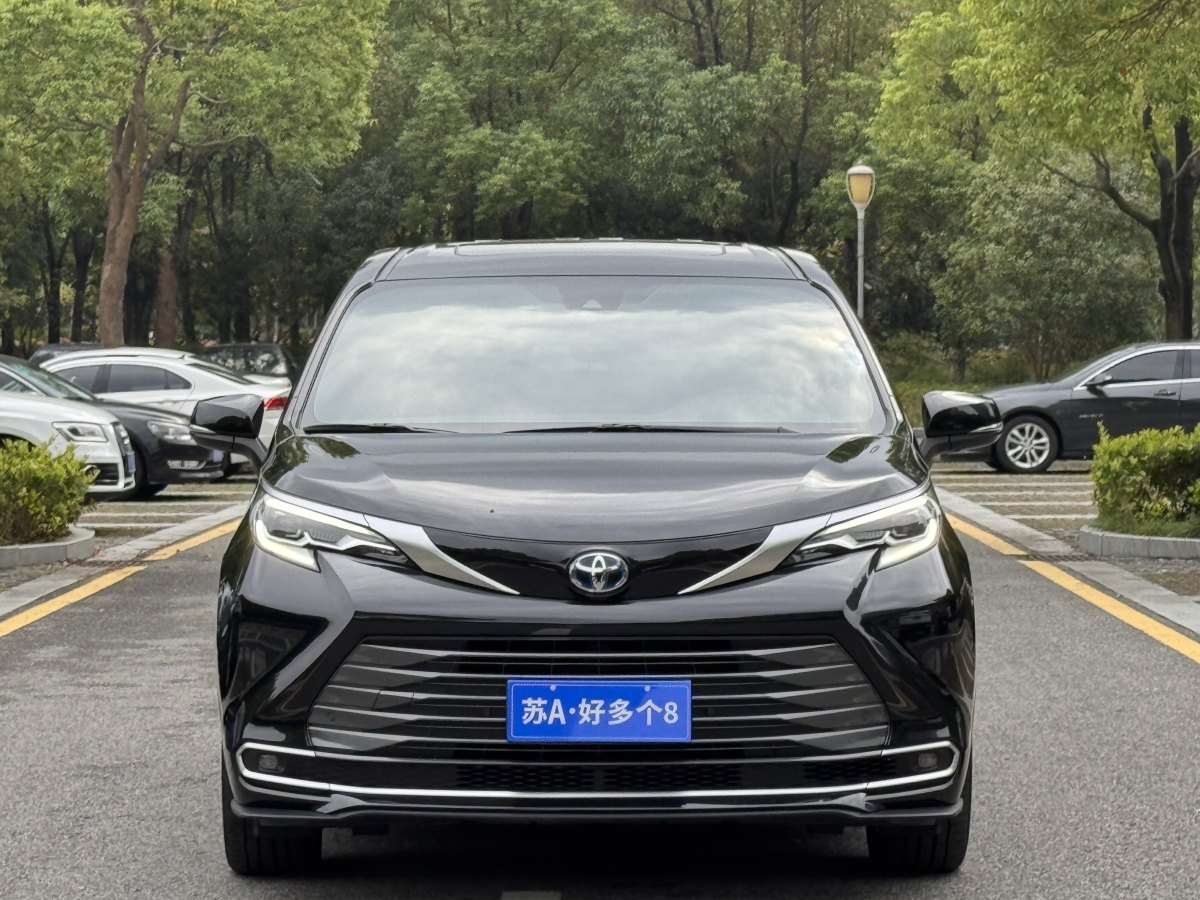 丰田 赛那SIENNA  2023款 2.5L混动 尊贵版图片