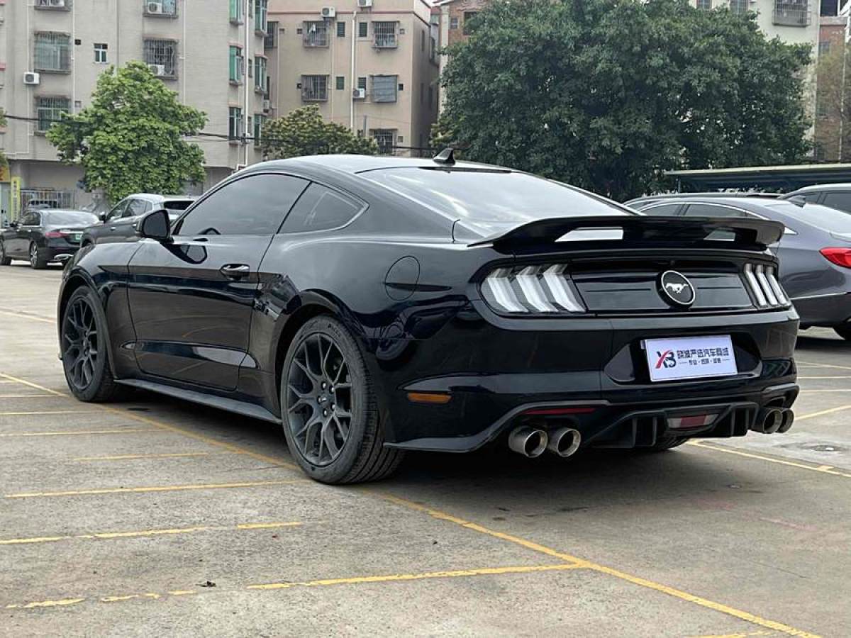 2021年12月福特 Mustang  2021款 2.3L EcoBoost