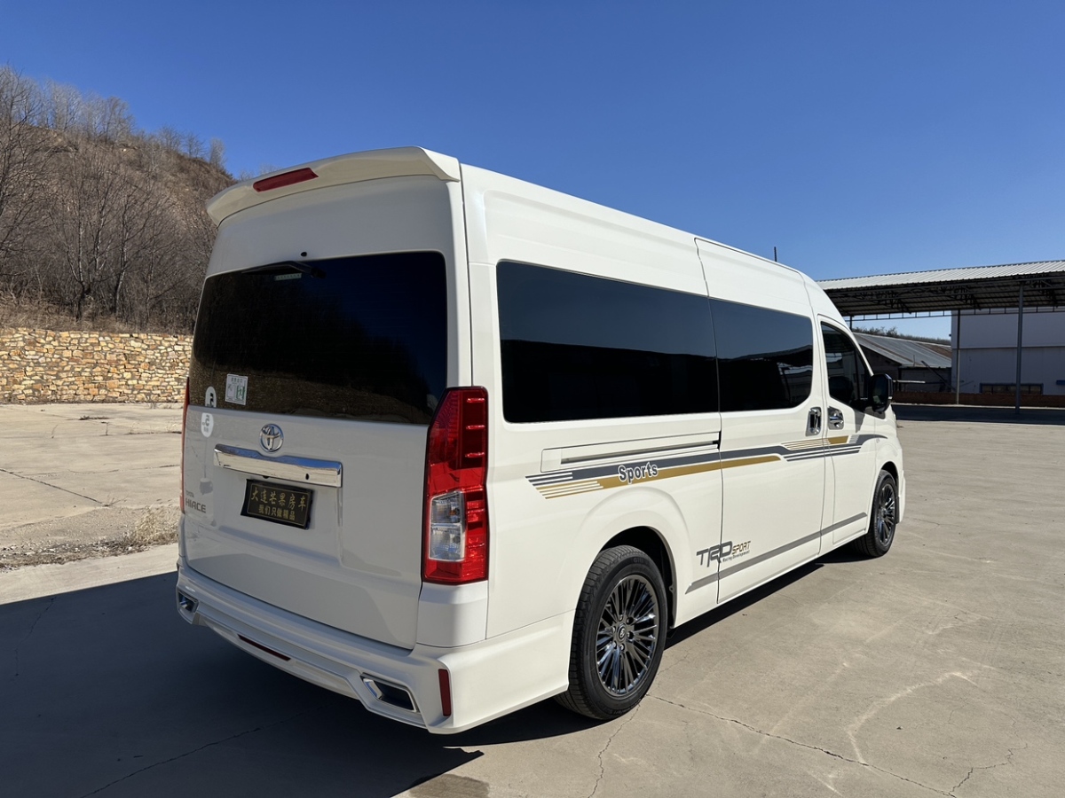 豐田 HIACE  2011款 2.7L自動豪華版10座圖片