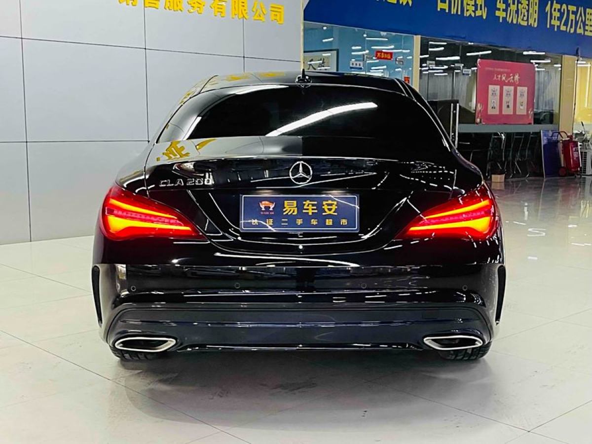 奔馳 奔馳CLA級(jí)  2018款 CLA 200 時(shí)尚型圖片