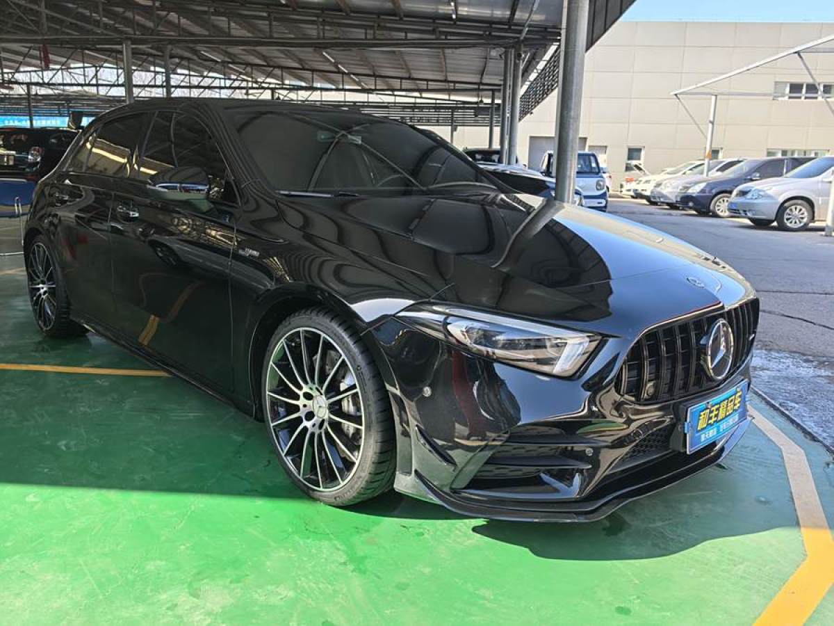 奔馳 奔馳A級AMG  2023款 AMG A 35 4MATIC圖片