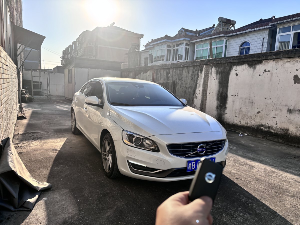 沃爾沃 S60  2014款 S60L 2.0T T5 智馭版圖片