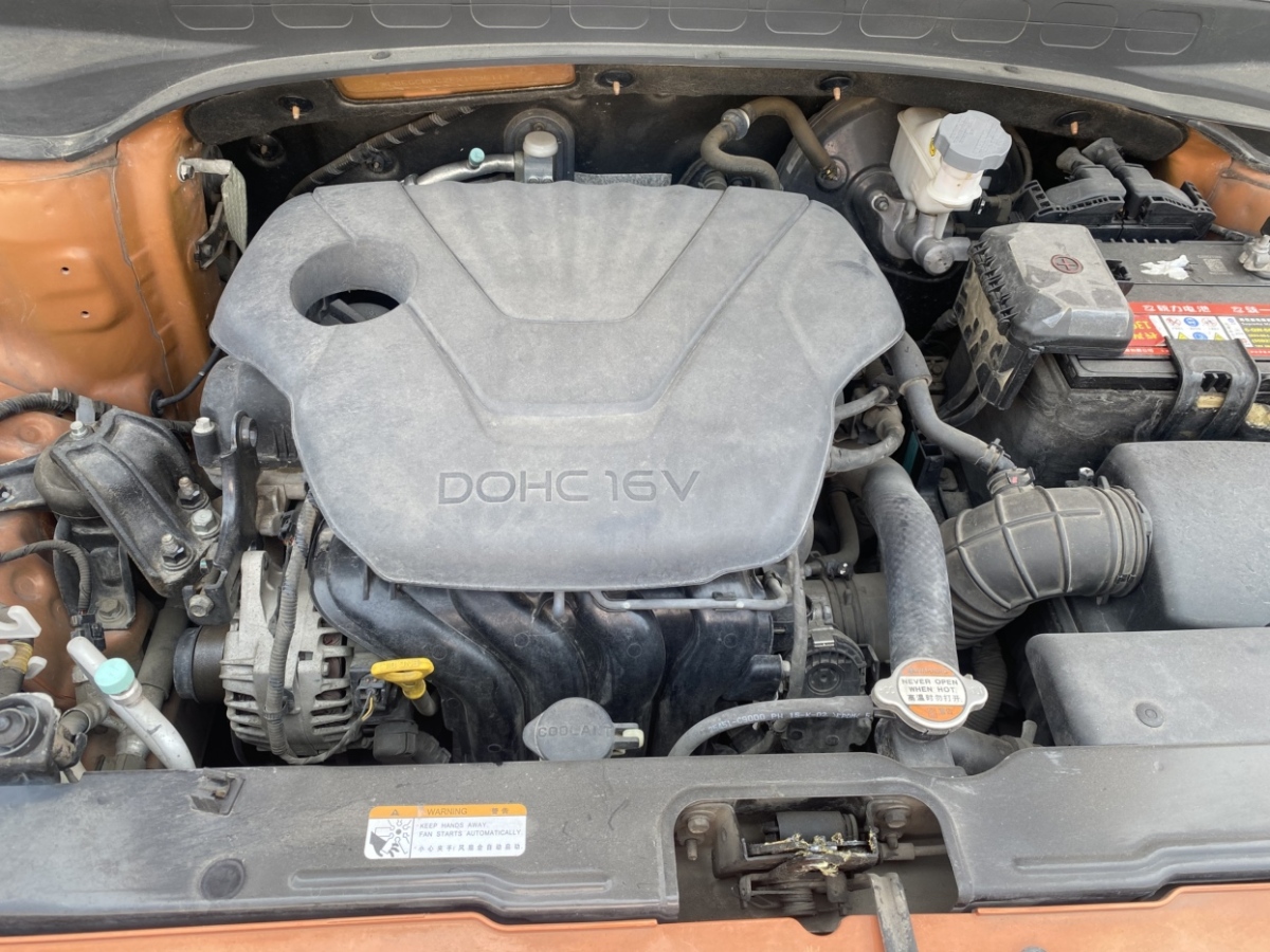 現(xiàn)代 ix25  2015款 1.6L 自動兩驅智能型GLS圖片