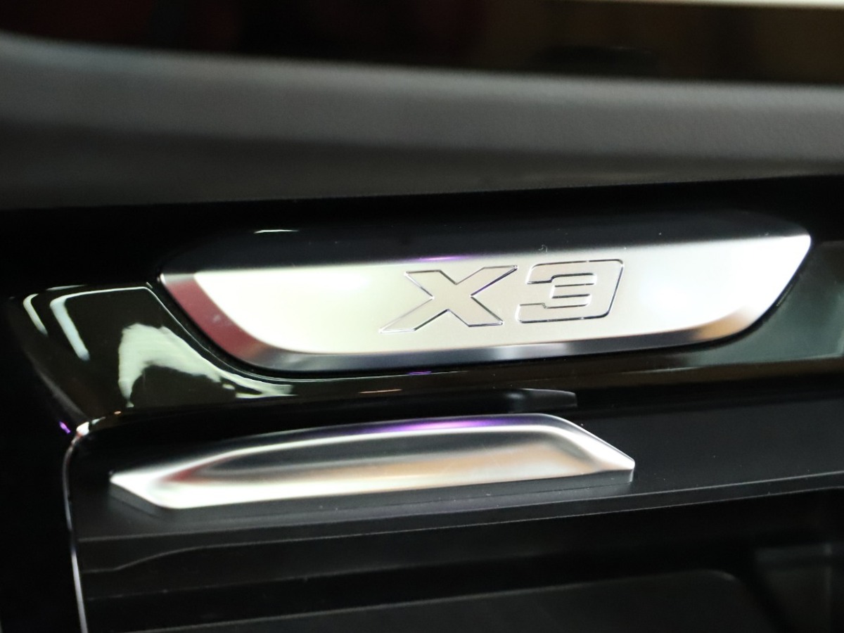 2020年10月宝马 宝马X3  2021款 xDrive30i 领先型 M运动套装