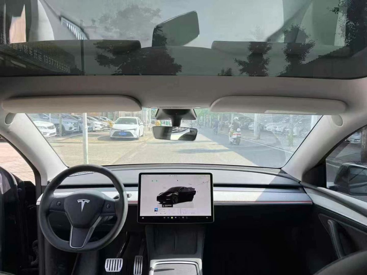 特斯拉 Model S  2023款 三電機(jī)全輪驅(qū)動 Plaid版圖片
