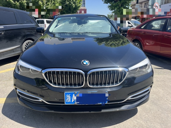 宝马 宝马5系  2018款 改款  530Li xDrive 豪华套装