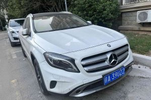 奔馳GLA 奔馳 GLA 200 時(shí)尚型