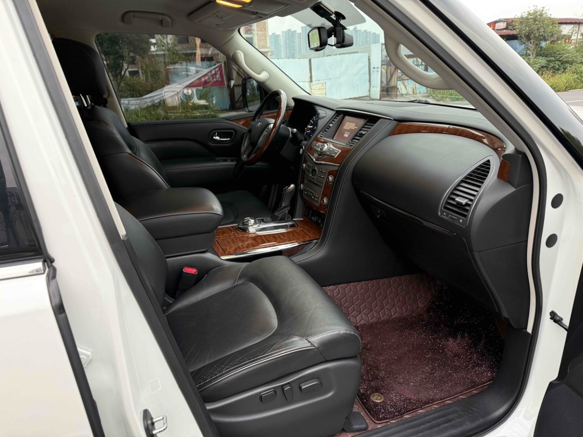 2019年11月英菲尼迪 QX80 英菲尼迪QX80 2019款 5.6L 標(biāo)準(zhǔn)型(中東)