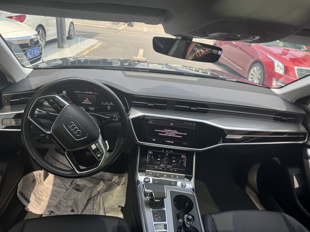 奧迪 奧迪A6  2022款 Avant 先鋒派 40 TFSI 豪華動感型圖片