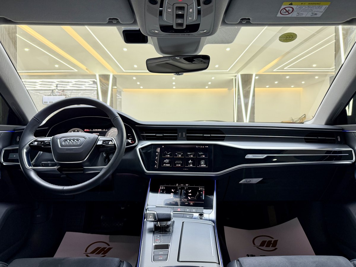 奧迪 奧迪A7L  2024款 45TFSI S-line 筑夢(mèng)型 流晶套裝圖片