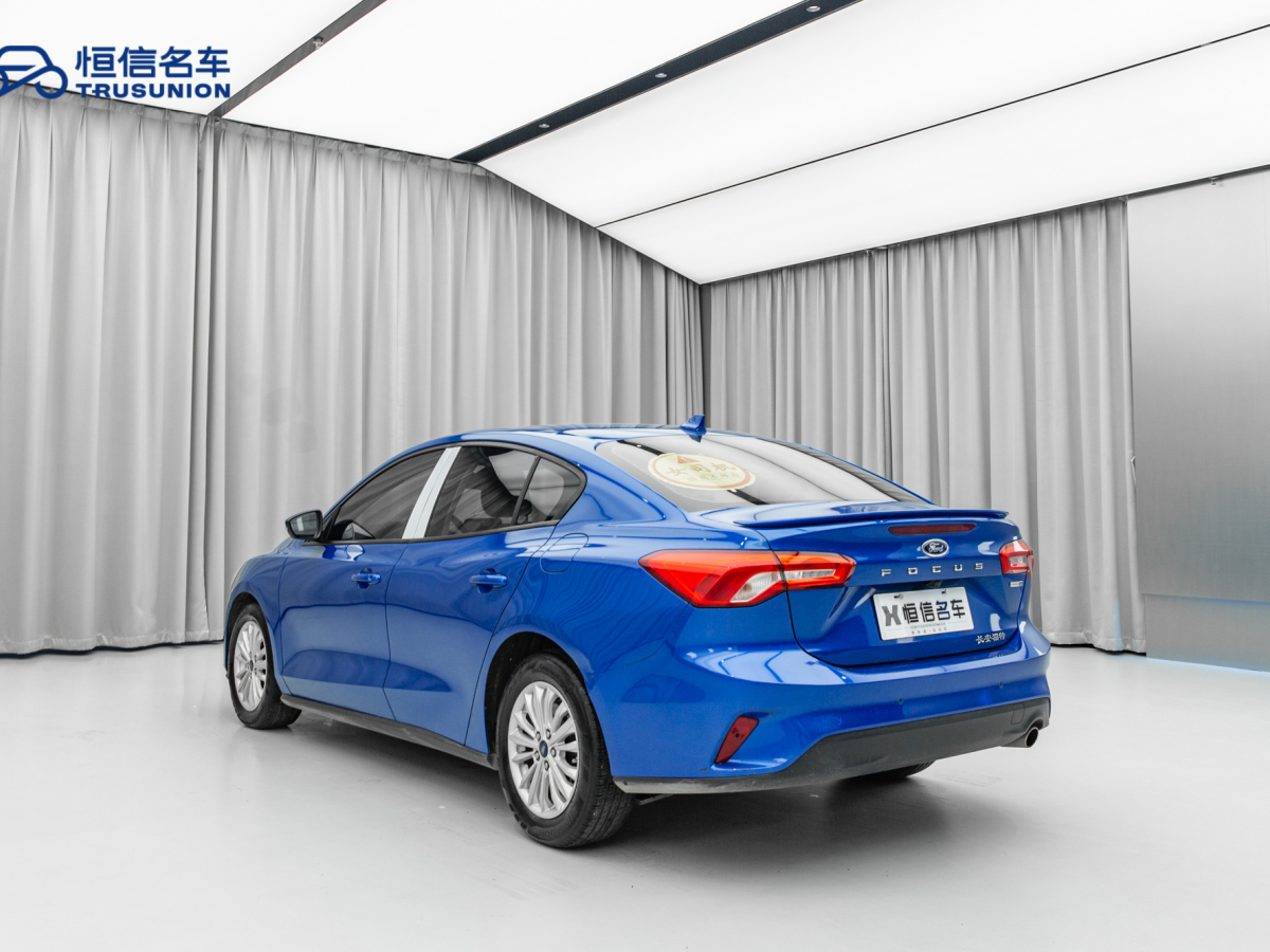 福特 ?？怂? 2019款 三廂 EcoBoost 180 自動(dòng)鋒潮型圖片