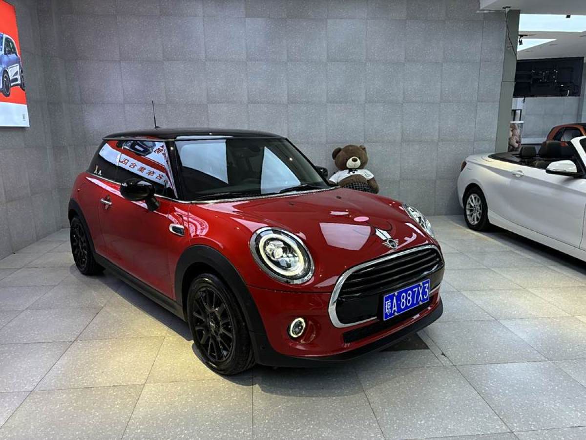 MINI MINI  2021款 1.5T COOPER 經(jīng)典派圖片