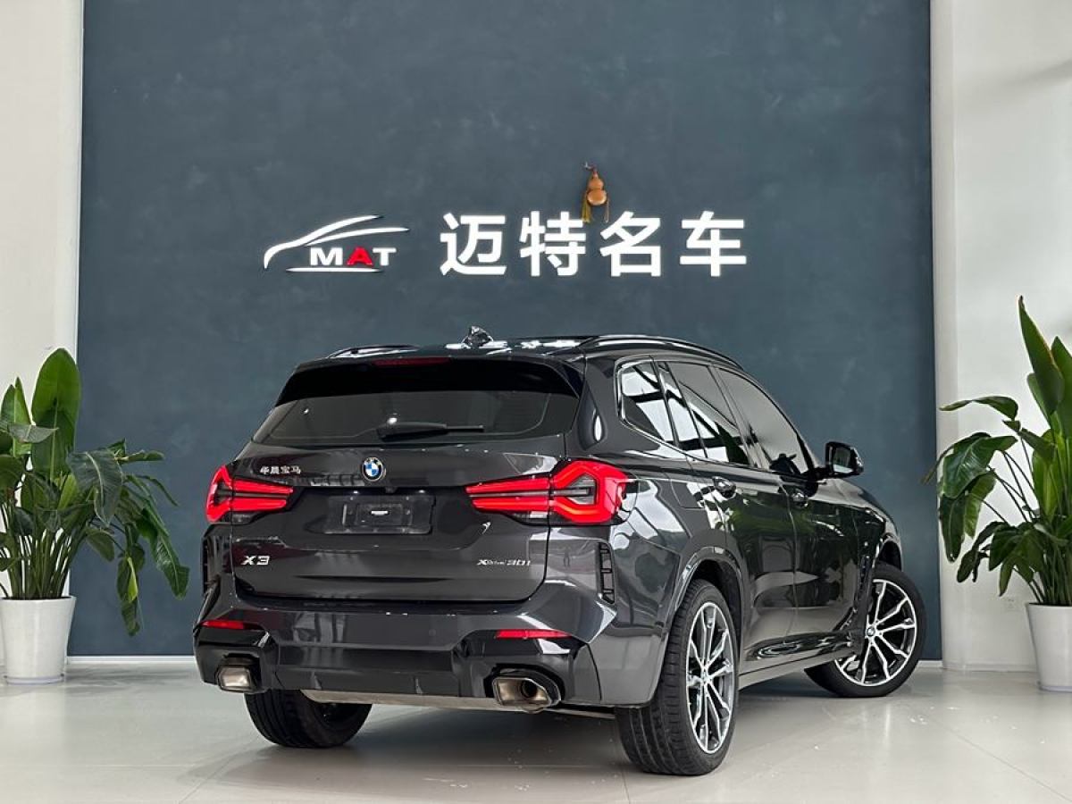 寶馬 寶馬X3  2022款 改款 xDrive30i 領(lǐng)先型 M曜夜套裝圖片