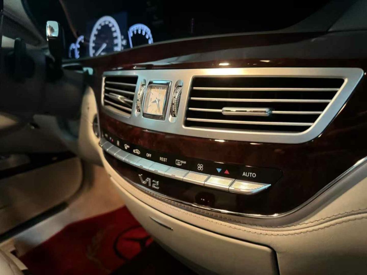 奔馳 奔馳S級  2012款 S 500 L 4MATIC Grand Edition圖片