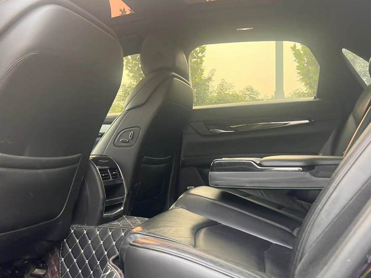 凱迪拉克 CT6  2016款 28T 豪華型圖片