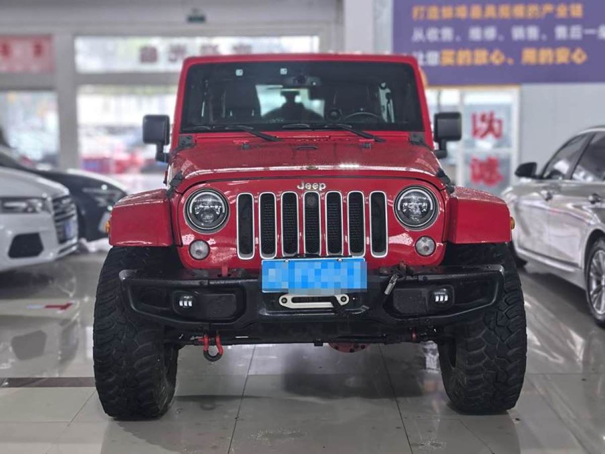 Jeep 牧馬人  2017款 3.0L Sahara 四門(mén)舒享版圖片