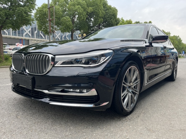 宝马 宝马7系  2018款 740Li xDrive 尊享型 卓越套装