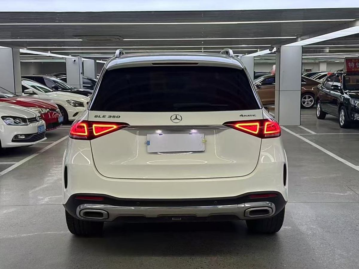 奔馳 奔馳GLE  2024款 改款 GLE 350 4MATIC 時(shí)尚型圖片