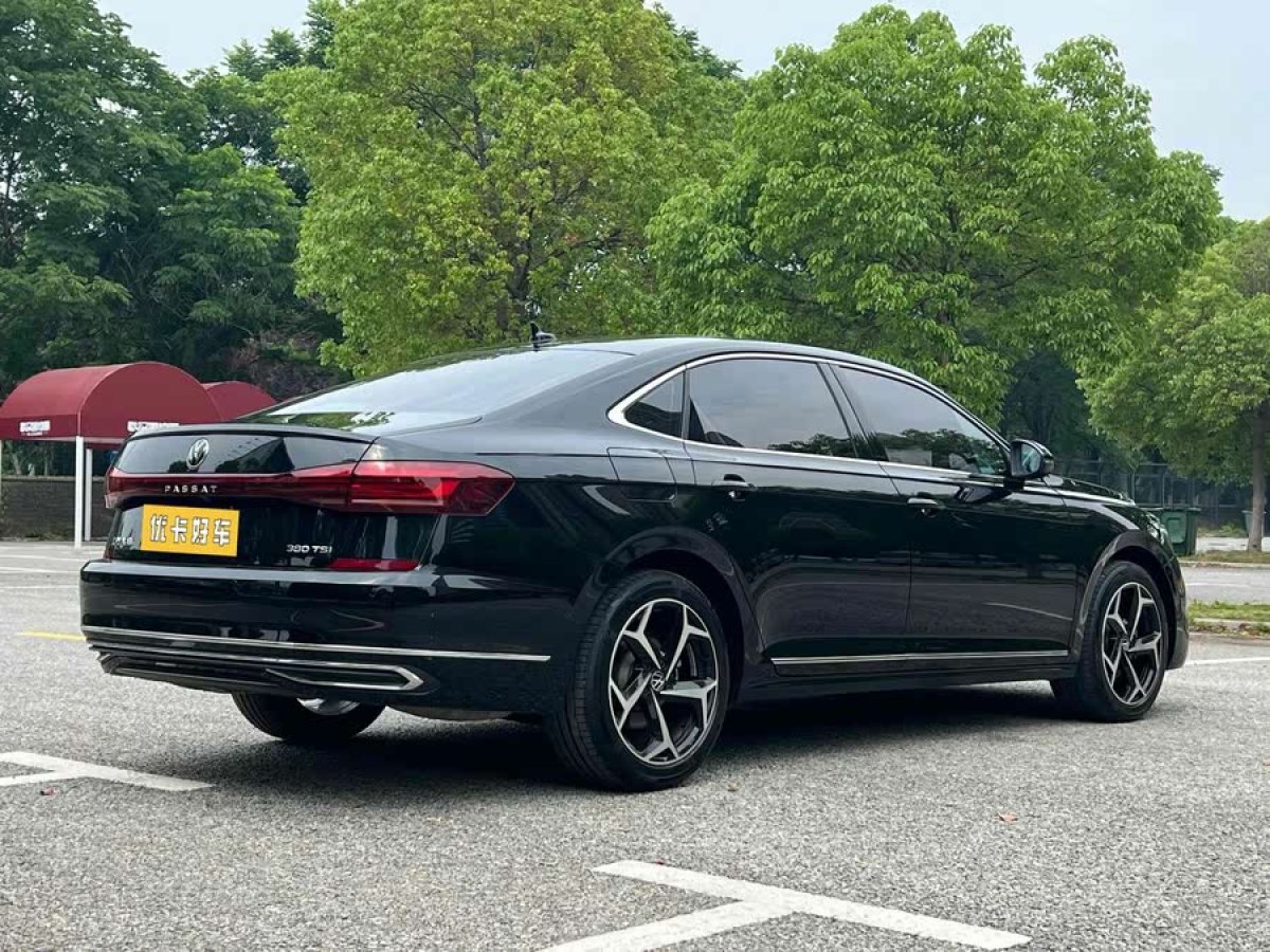 大眾 帕薩特  2024款 380TSI 星空精英版圖片