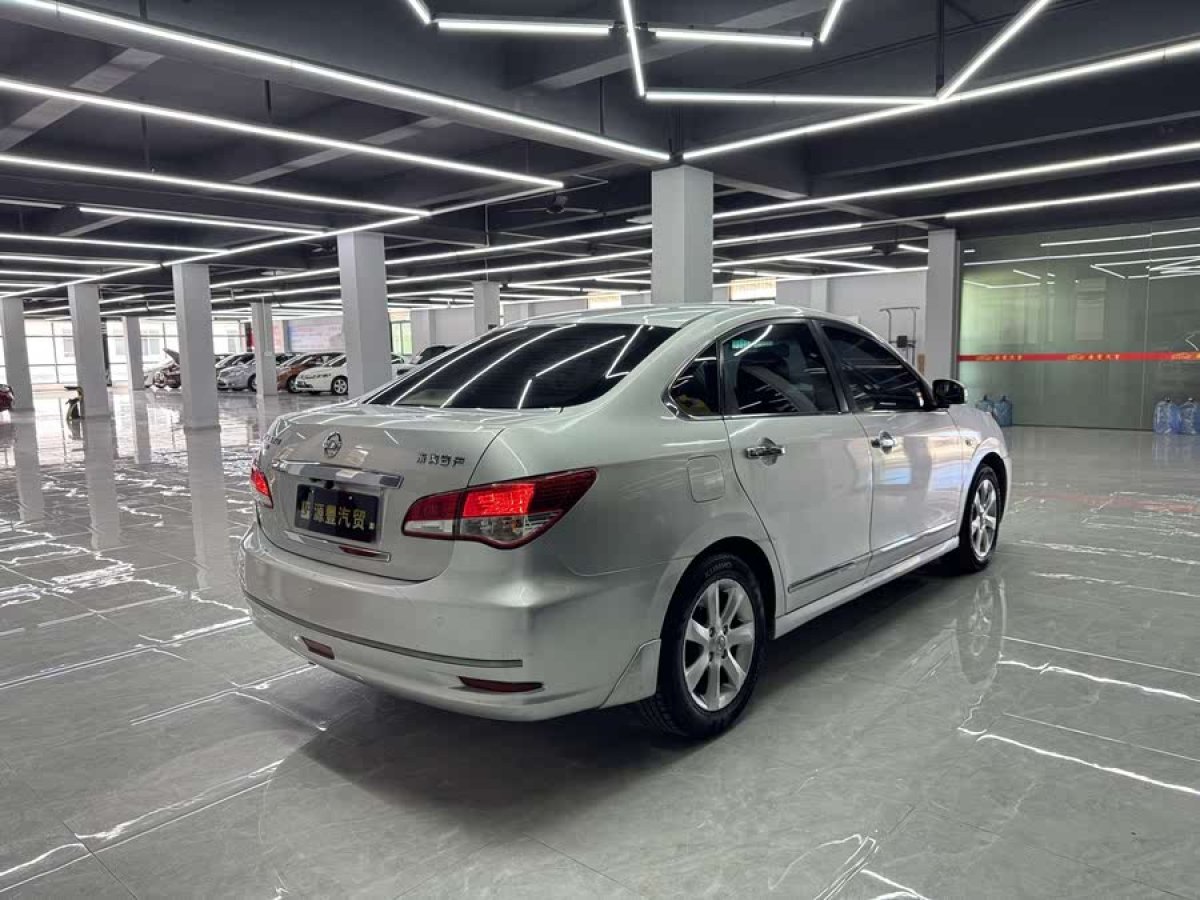 日產(chǎn) 軒逸  2009款 1.6XE 自動(dòng)舒適版圖片