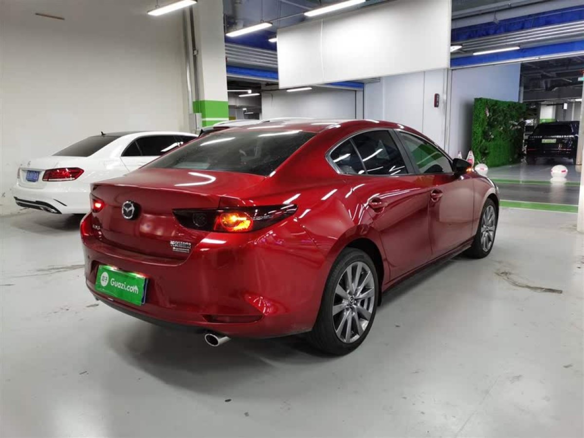 馬自達(dá) 馬自達(dá)3 Axela昂克賽拉  2021款 2.0L 自動(dòng)質(zhì)雅版圖片