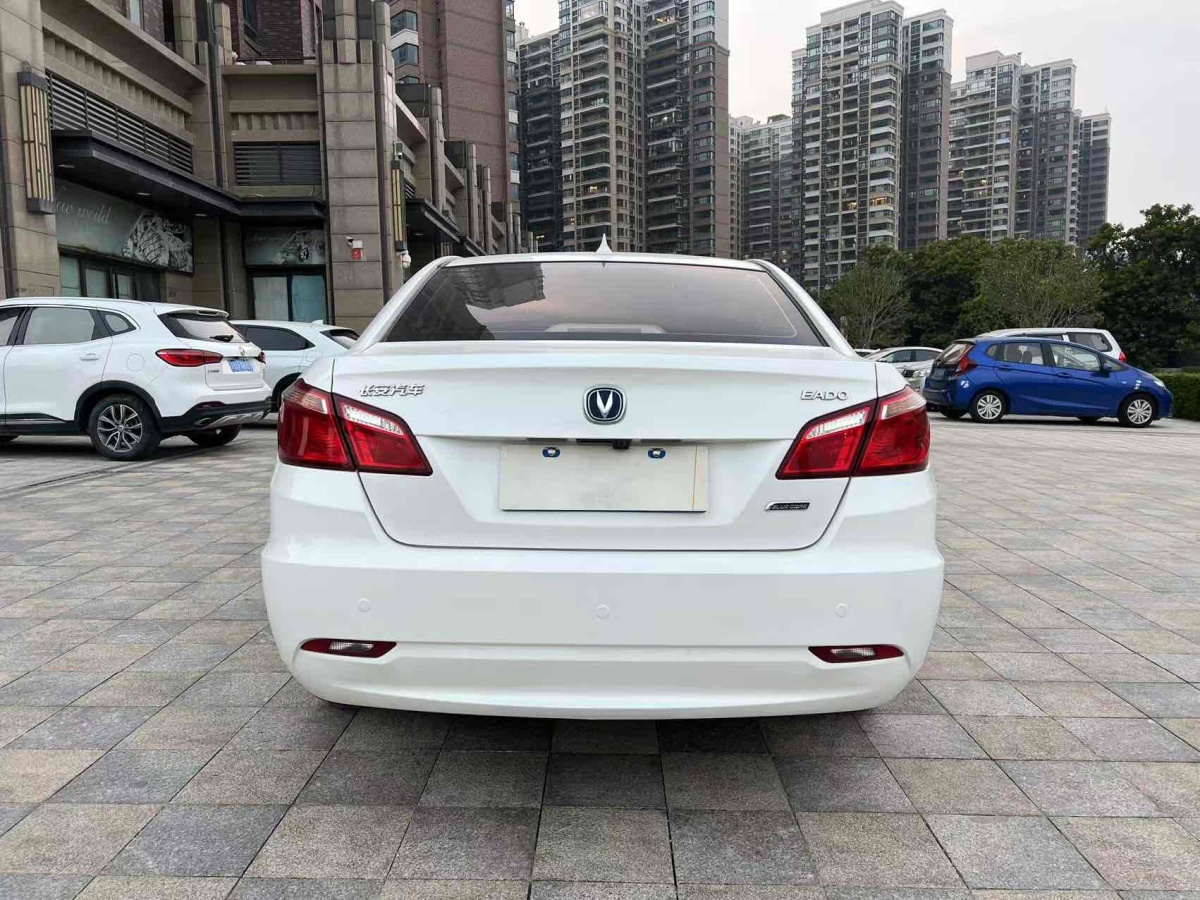 長安 逸動  2015款 1.6L 手動豪華型 國IV圖片