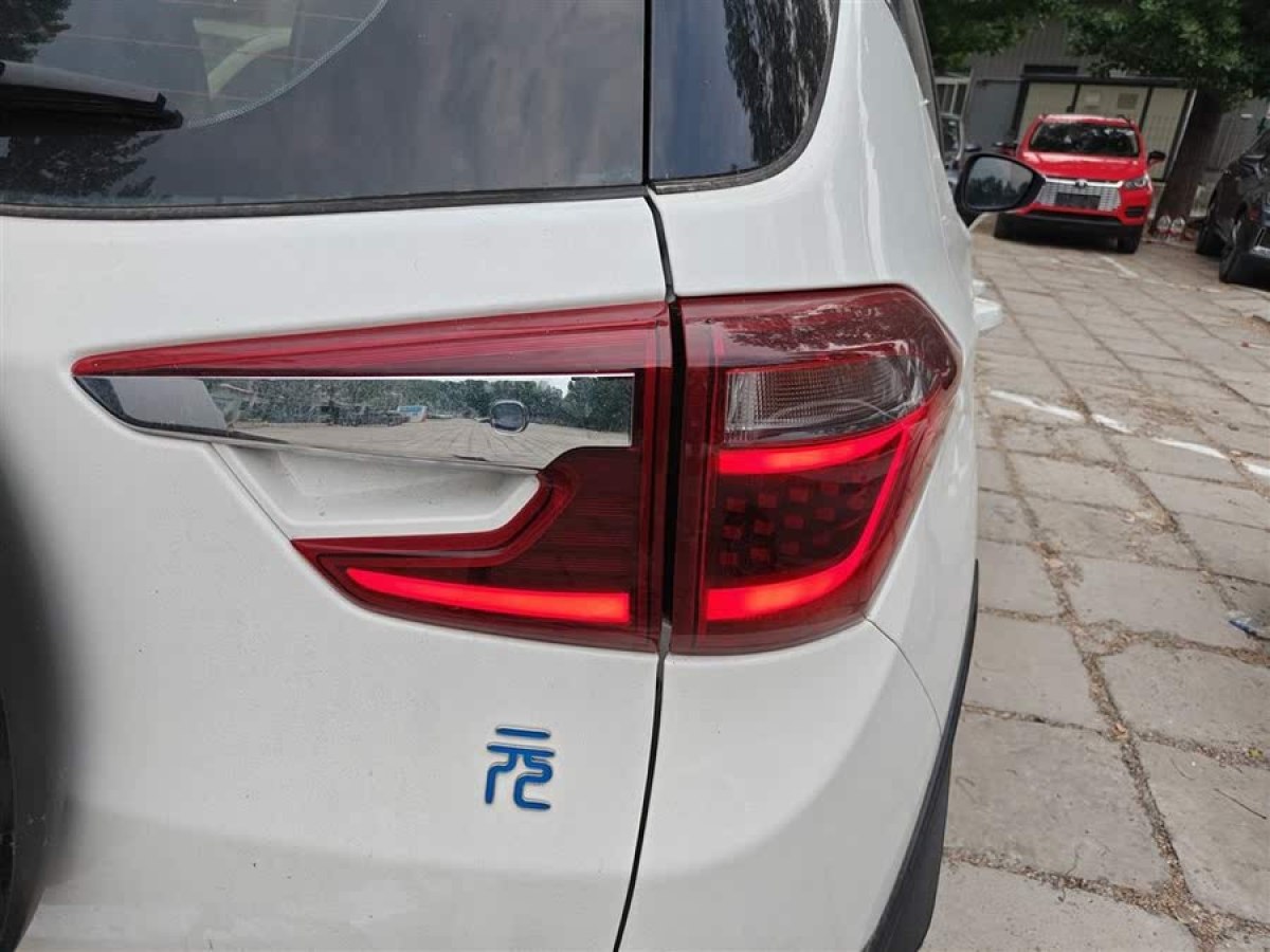 比亞迪 元新能源  2018款 EV360 智聯(lián)創(chuàng)酷型圖片