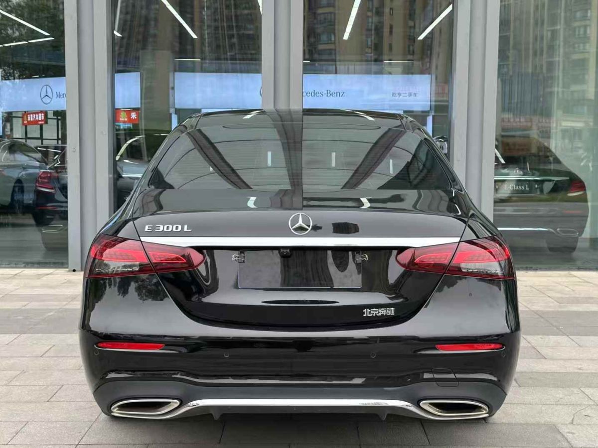 奔馳 奔馳E級  2021款 E 300 L 豪華型圖片