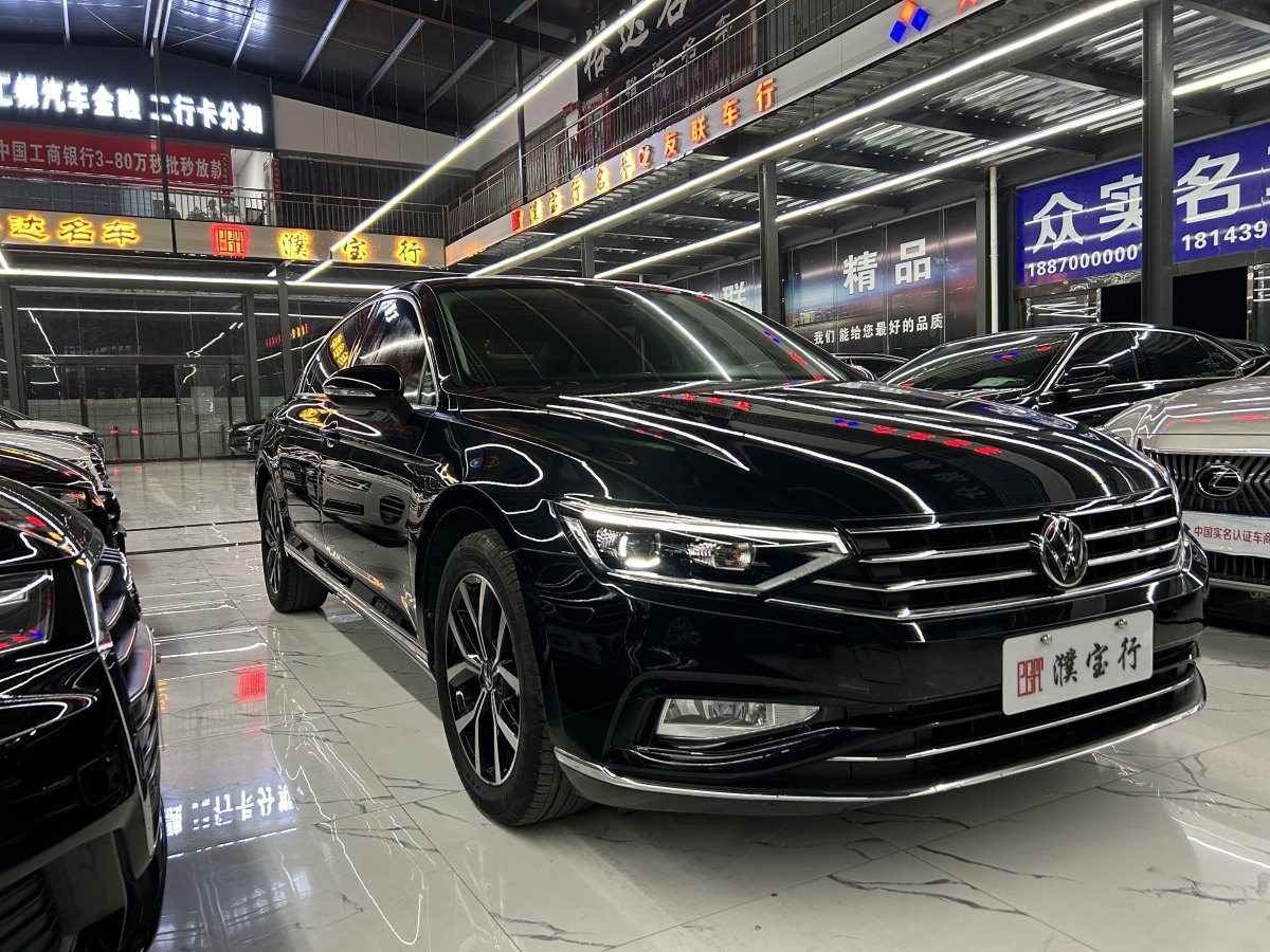 大众 迈腾  2019款  330tsi dsg 领先型 国vi 黑色 自动档对价格不