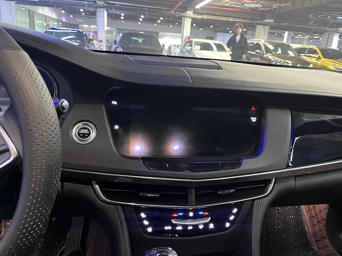 凱迪拉克 CT6  2019款 28T 豪華型圖片