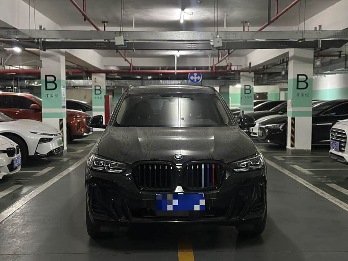 寶馬 寶馬X3  2023款 xDrive30i 領(lǐng)先型 M曜夜套裝圖片