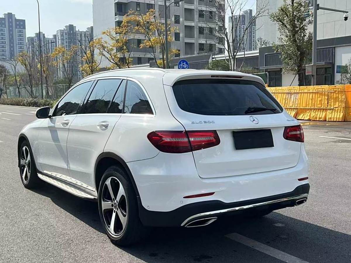 奔馳 奔馳GLC  2018款 改款 GLC 260 4MATIC 豪華型圖片