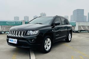 指南者 Jeep 2.4L 四驱运动版