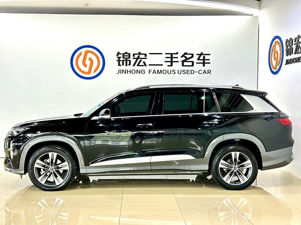 奧迪 奧迪Q6  2022款 45 TFSI quattro 齊云型 羽林套裝圖片