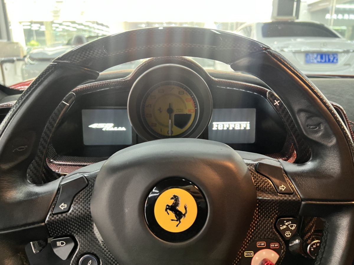 法拉利 458  2012款 4.5L Italia 中國限量版圖片