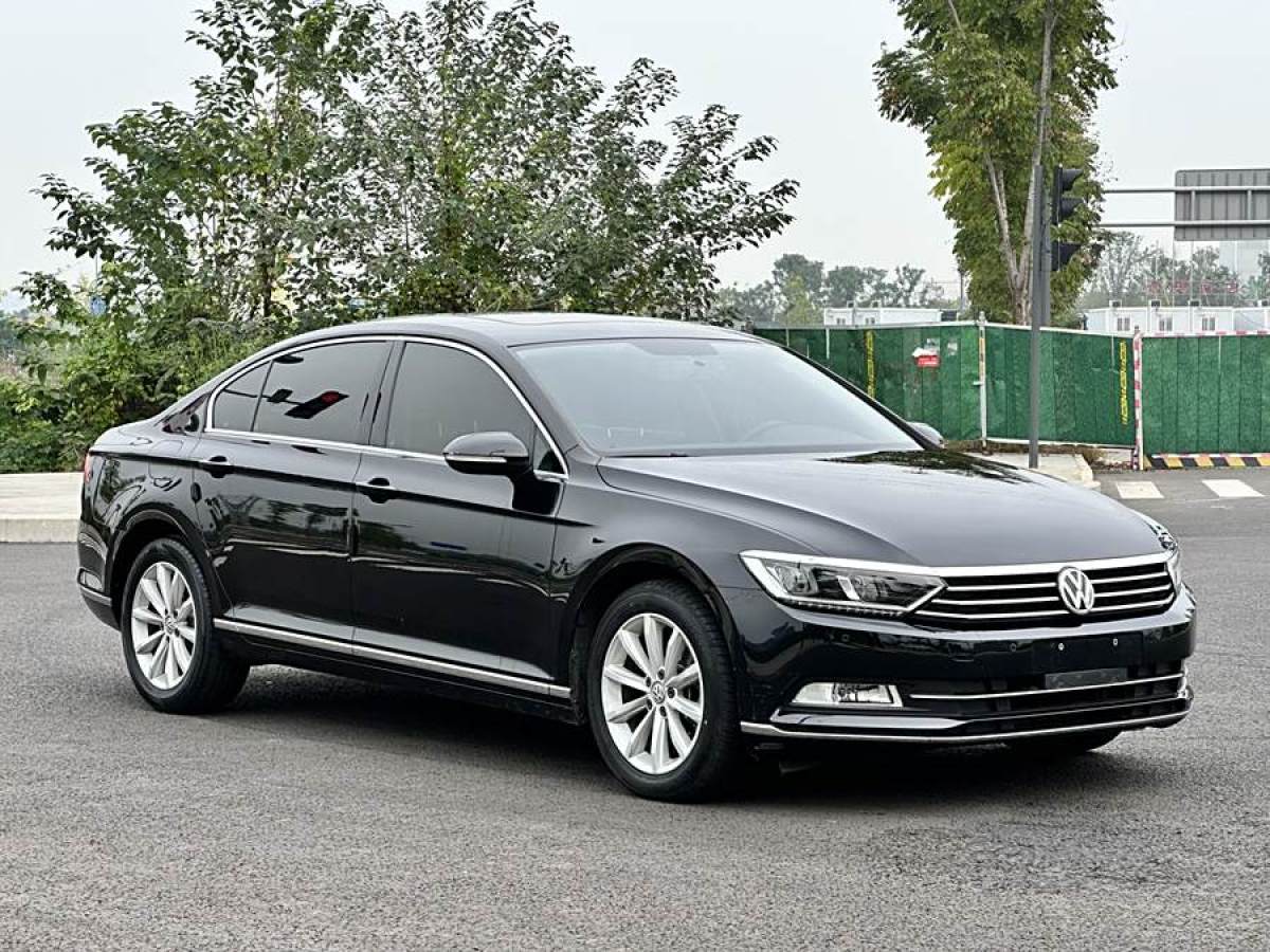 大眾 邁騰  2019款  330TSI DSG 領(lǐng)先型 國VI圖片