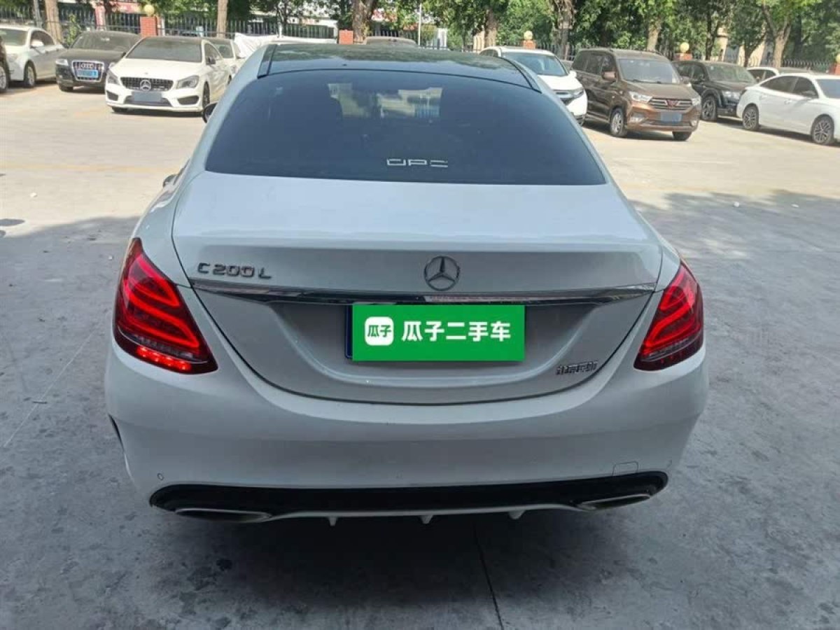 奔馳 奔馳C級(jí)  2016款 C 200 L 運(yùn)動(dòng)型圖片