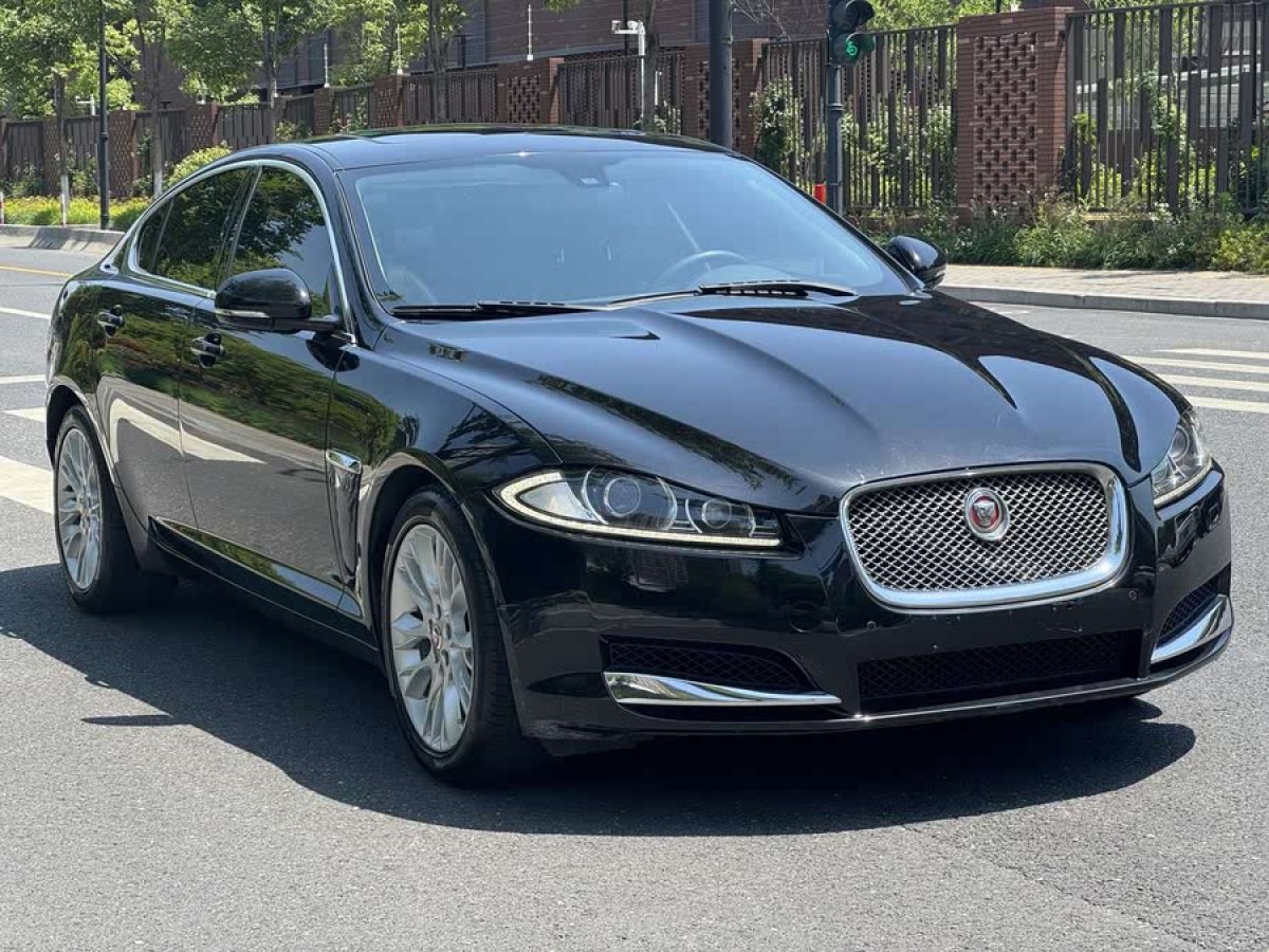 捷豹 XF  2014款 XF 2.0T Style Club限量版圖片