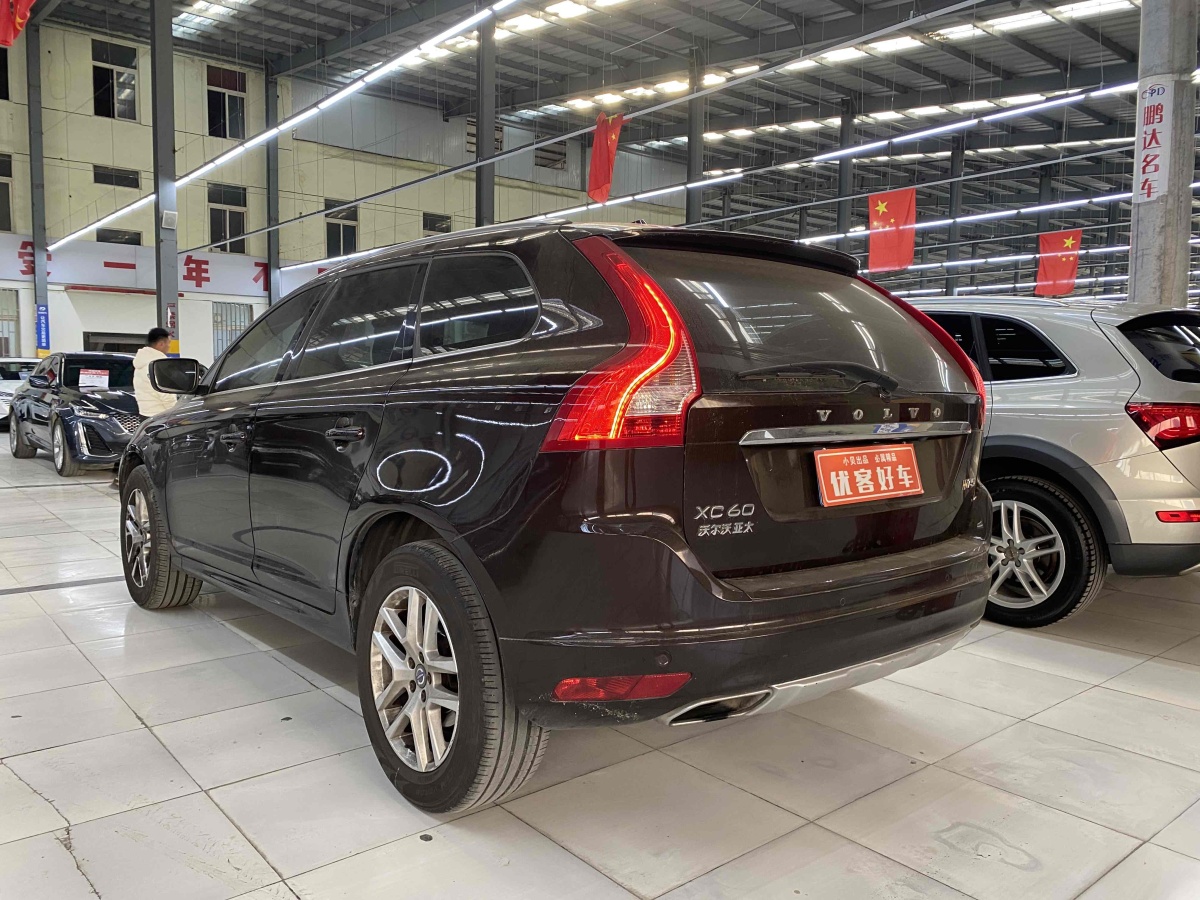 沃爾沃 XC60  2017款 T5 智進(jìn)版圖片