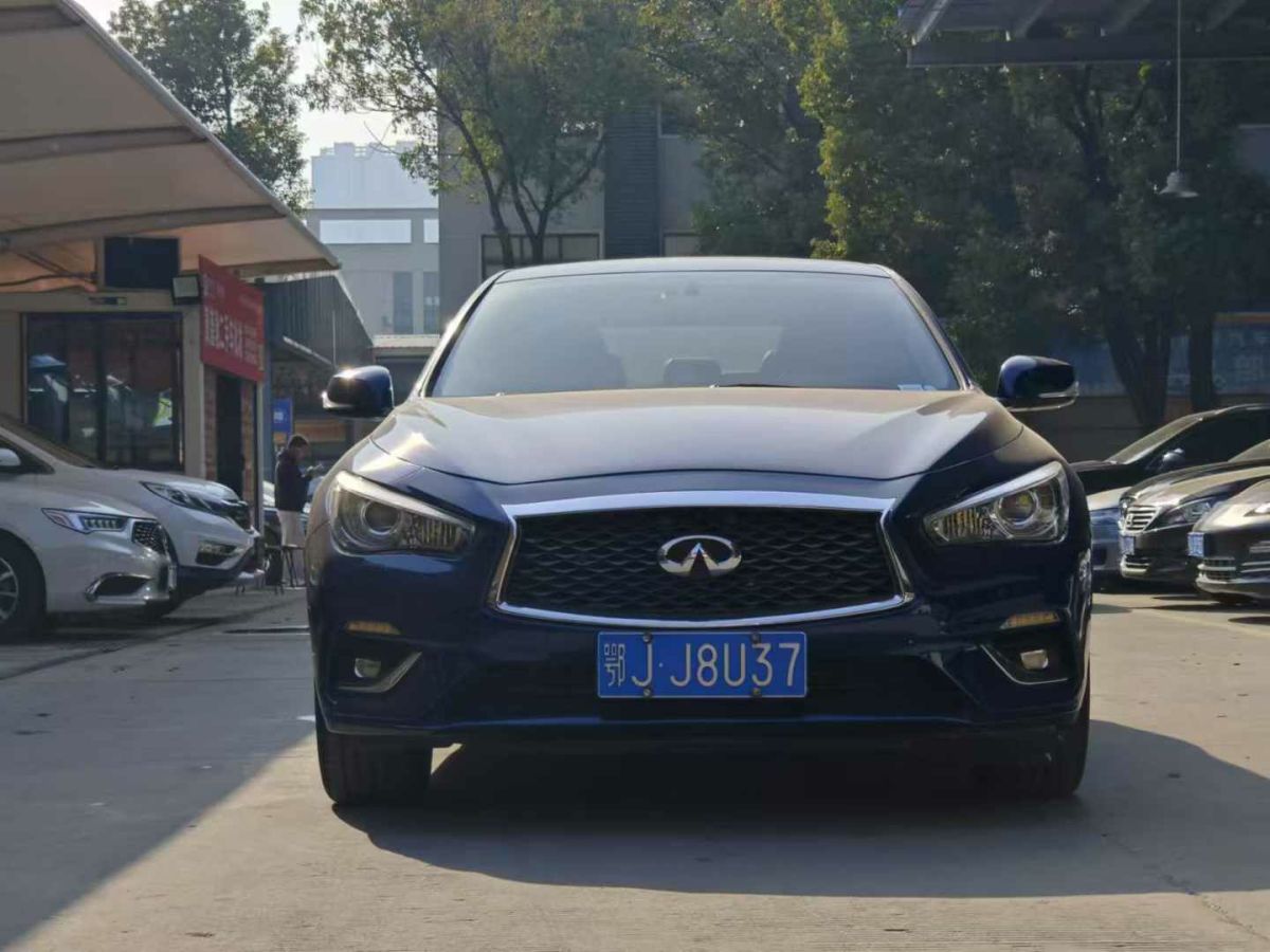 英菲尼迪 Q50L  2020款 2.0T 30周年限量版圖片