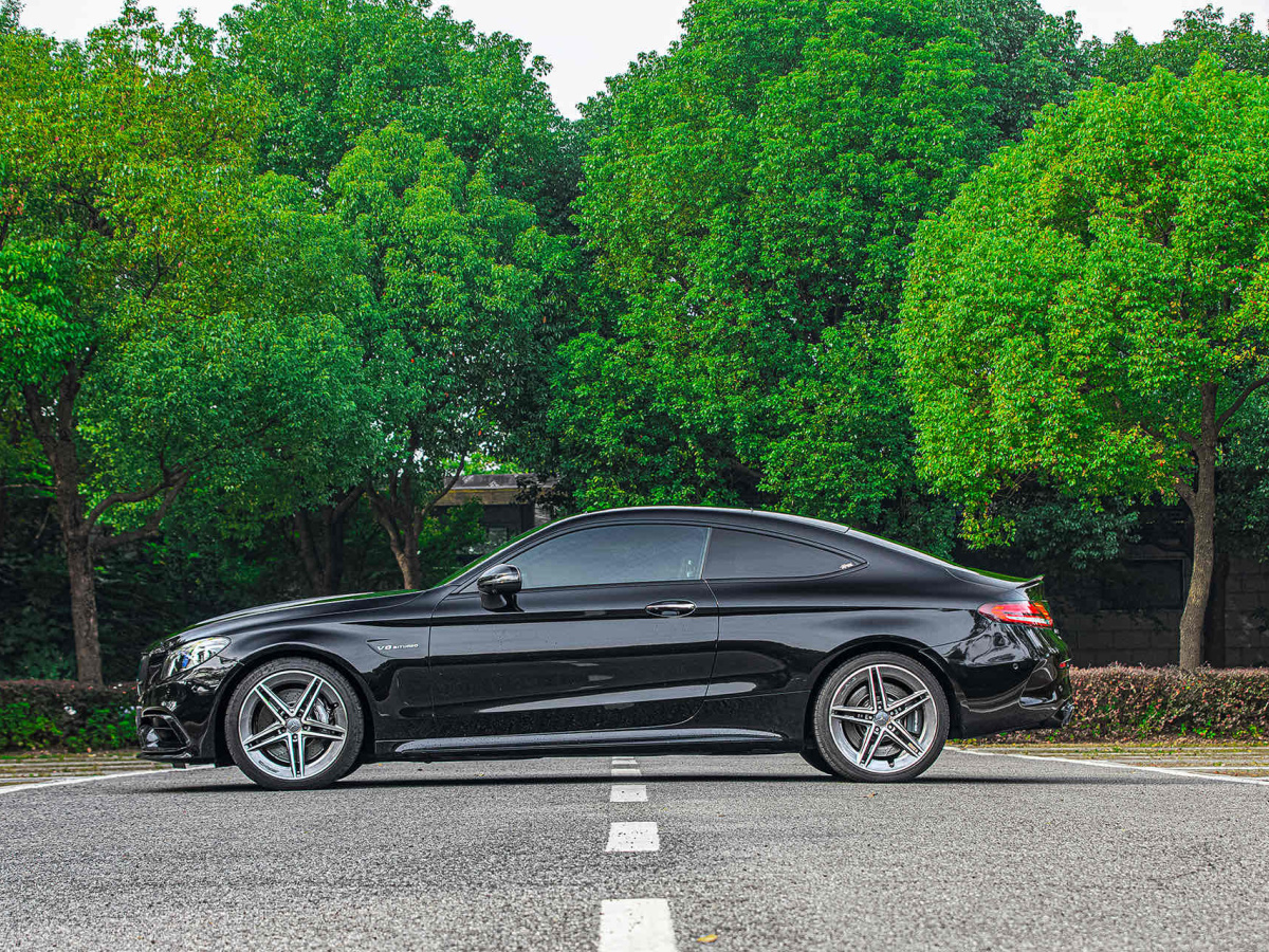 奔馳 奔馳C級(jí)AMG  2019款 AMG C 63 轎跑車圖片