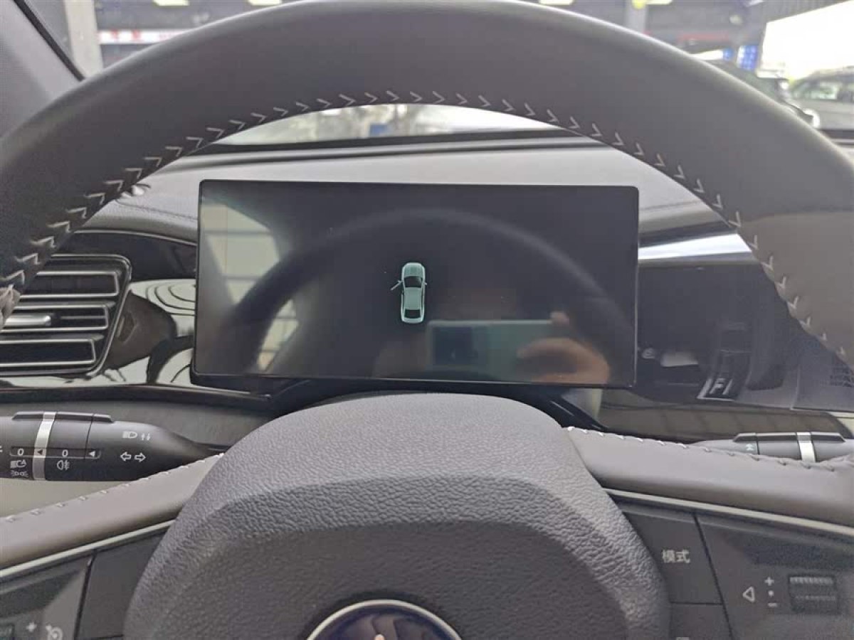 比亞迪 秦PLUS  2024款 榮耀版 DM-i 55KM領(lǐng)先型圖片