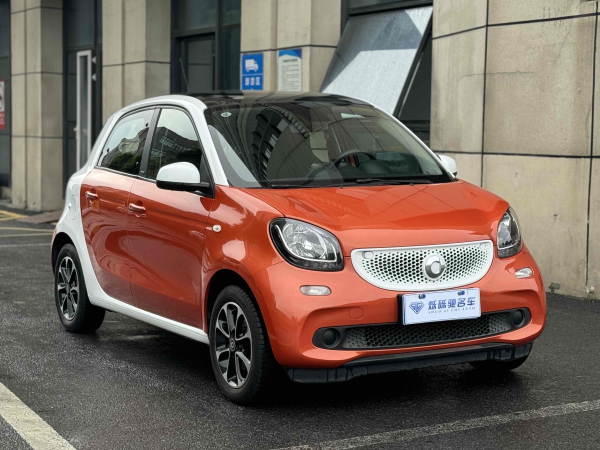 smart forfour  2016款 1.0L 52千瓦激情版圖片