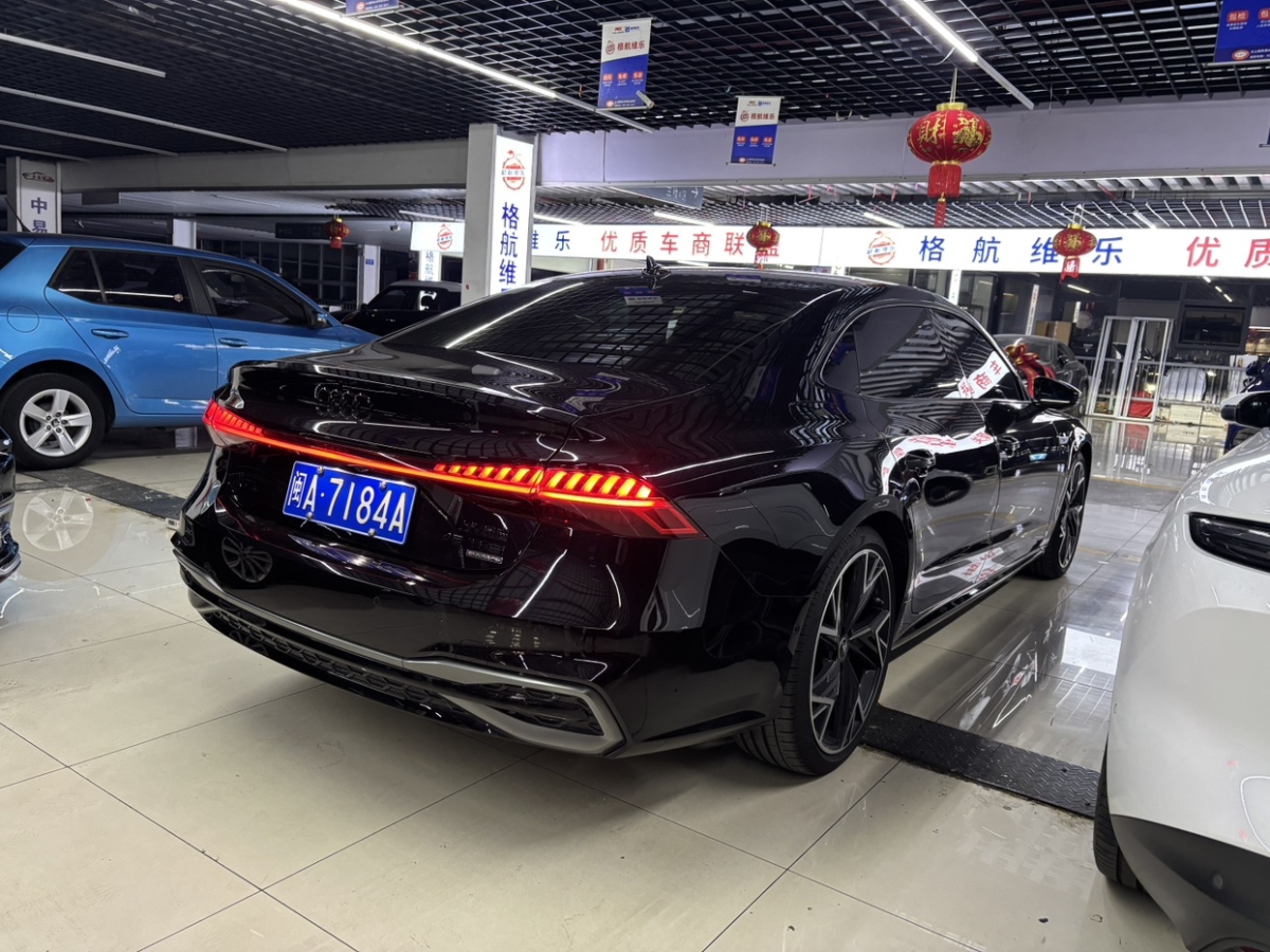 奧迪 奧迪A7L  2024款 45 TFSI quattro S-line 黑武士版圖片