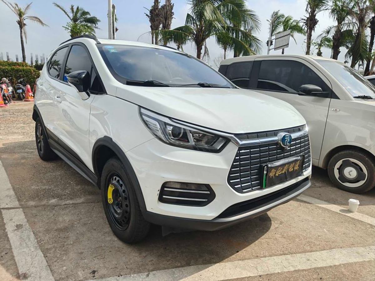 比亞迪 元新能源  2019款 EV360 智聯(lián)領(lǐng)享型圖片