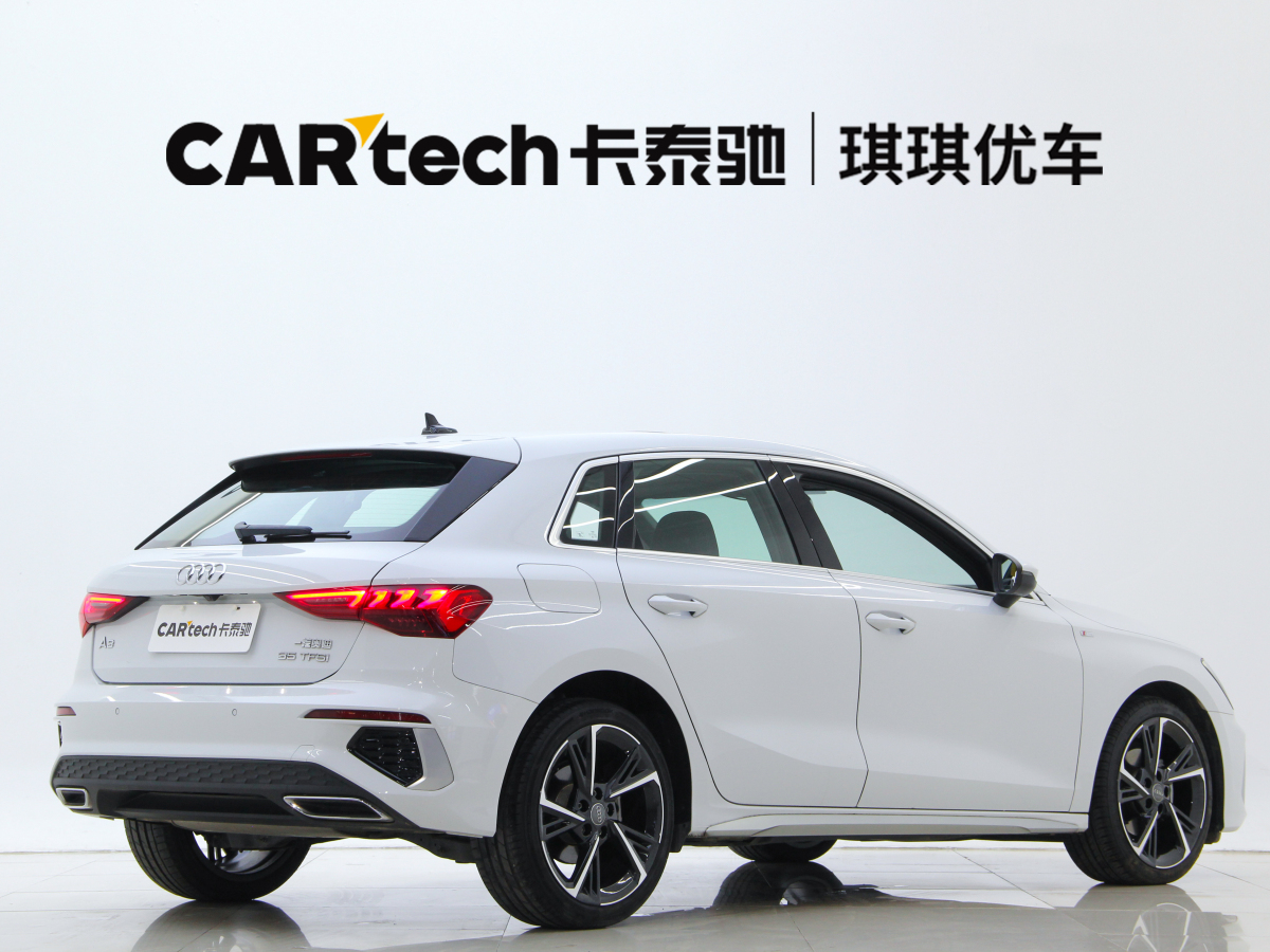 奧迪 奧迪A3  2021款 Sportback 35 TFSI 時尚運(yùn)動型圖片